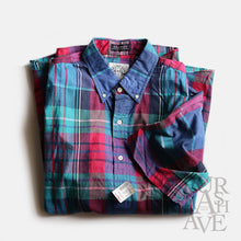 Load image into Gallery viewer, 1980's "GANT" INDIA MADRAS COTTON S/S SHIRT (LARGE)