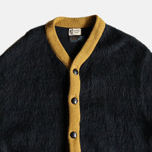 画像をギャラリービューアに読み込む, 1950's~ TWO TONE MOHAIR CARDIGAN (SZ ABOUT L-XL / BLACK AND MASTARD)