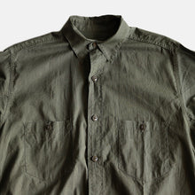 Load image into Gallery viewer, 1940's "U.S.N" UTILITY POPLIN SHIRT (SZ MEDIUM / MINT CONDITION)
