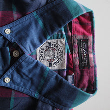 Load image into Gallery viewer, N.O.S 1980's "GANT" INDIA MADRAS COTTON S/S SHIRT (LARGE)