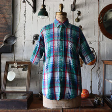 Load image into Gallery viewer, 1990's "LANDS END" INDIA MADRASS S/S SHIRT (SZ MEDIUM / GOOD CONDITION)