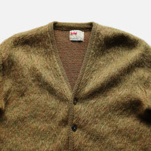 Load image into Gallery viewer, 1960's "W.T.GRANT" MOHAIR CARDIGAN (SZ X-LARGE / MINT CONDITION)