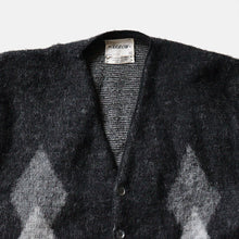 Load image into Gallery viewer, 1960's "ARROW" MOHAIR WOOL CARDIGAN WITH PACK (SZ X-LARGE / NEAR DEADSTOCK)
