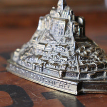 Load image into Gallery viewer, VINTAGE "LE MONT ST MICHEL" BRASS ORNAMENT