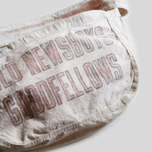Load image into Gallery viewer, 1950's~ "OLD NEWSBOYS GOODFELLOWS" CANVAS NEWS PAPER BAG