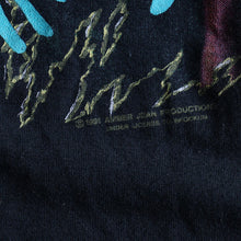 Load image into Gallery viewer, 1990's "NEIL YOUNG" MUSIC T-SHIRT (SZ XL / GOOD CONDITION)