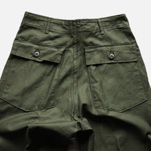 Load image into Gallery viewer, 1960's "U.S.ARMY" OG-107 SATEEN TROUSER (W32×L30 / NEAR DEADSTOCK)