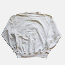 Load image into Gallery viewer, 1990's "ORVIS" COTTON SWEAT SHIRT (SZ MEDIUM / RAINBOWTROUT / WHITE)