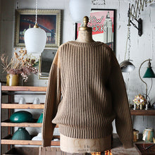 Load image into Gallery viewer, 1990's "ORVIS" MATCHLOCK SWEATER (SZ XL / MADE IN ENGLAND / VERY GOOD CONDITION)