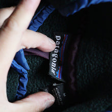 Load image into Gallery viewer, 1990's ”PATAGONIA" SNUP T FLEECE (SZ MEDIUM / GOOD CONDITION)