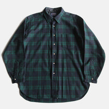 Load image into Gallery viewer, 1970's "PENDLETON" BLACK WATCH WOOL SHIRT (X-LARGE) NEVER WASH