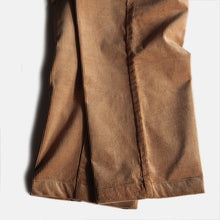 Load image into Gallery viewer, "RALPH LAUREN" COTTON CORDUROY SLACKS (W34 L27)