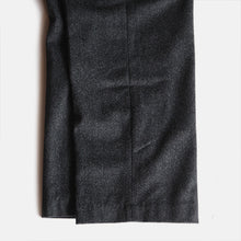 Load image into Gallery viewer, N.O.S "RALPH LAUREN" WOOL TROUSER (W34 L32)