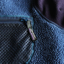 Load image into Gallery viewer, 1990's "PATAGONIA" AQUA FUR (SZ LARGE / VERY GOOD CONDITION)