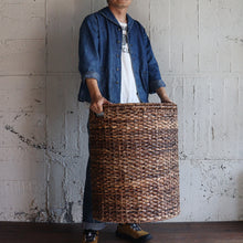 画像をギャラリービューアに読み込む, VINTAGE RATTAN STAND BASKET (BEAUTIFUL DESIGN)