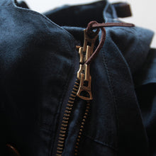 Load image into Gallery viewer, VINTAGE "RALPH LAUREN" PHOTOGRPHER LINEN JACKET (LARGE) MINT CONDITION