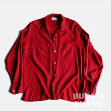 Load image into Gallery viewer, 1960's "KENTFIELD" RAYON BOX SHIRT (SZ LARGE / GOOD CONDITION)