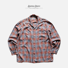 Load image into Gallery viewer, 1950's~ "DONEGAL" RAYON BOX SHIRT (SZ MEDIUM / GOOD CONDITION)