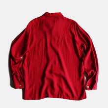 Load image into Gallery viewer, 1960's "KENTFIELD" RAYON BOX SHIRT (SZ LARGE / GOOD CONDITION)