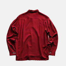 Load image into Gallery viewer, 1950's "BRENT" RAYON BOX SHIRT (SZ 15H / MINT CONDITION)