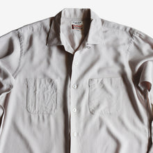 Load image into Gallery viewer, 1960's "MACPHERGUS" RAYON BOX SHIRT (SZ 15 / GOOD CONDITION)
