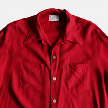 Load image into Gallery viewer, 1960's "KENTFIELD" RAYON BOX SHIRT (SZ LARGE / GOOD CONDITION)