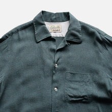 Load image into Gallery viewer, 1950's~ "ARROW" RAYON BOX SHIRT (SZ MEDIUM / GOOD CONDITION)