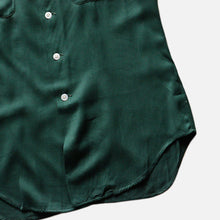 Load image into Gallery viewer, 1950's "CHARMELLA BY ENRO" L/S GABARDINE SHIRT (SZ MEDIUM / GOOD CONDITION)