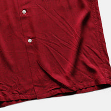 Load image into Gallery viewer, 1950's "BRENT" RAYON BOX SHIRT (SZ 15H / MINT CONDITION)