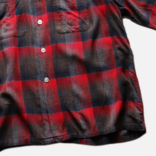 Load image into Gallery viewer, 1960's "MAC PHERGUS" RAYON BOX SHIRT (SZ X-LARGE / GOOD CONDITION)