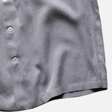 Load image into Gallery viewer, 1950's HOUNDSTOOTH RAYON BOX SHIRT (SZ MEDIUM / GOOD CONDITION)