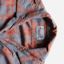 Load image into Gallery viewer, 1950's~ "DONEGAL" RAYON BOX SHIRT (SZ MEDIUM / GOOD CONDITION)