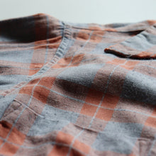 Load image into Gallery viewer, 1950's~ "DONEGAL" RAYON BOX SHIRT (SZ MEDIUM / GOOD CONDITION)