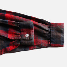 Load image into Gallery viewer, 1960's "MAC PHERGUS" RAYON BOX SHIRT (SZ X-LARGE / GOOD CONDITION)