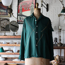 Load image into Gallery viewer, 1950's "Mc GREGOR" RAYON BOX SHIRT (SZ MEDIUM / GOOD CONDITION)
