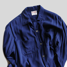 Load image into Gallery viewer, 1960's "PILGRIM" RAYON BOX SHIRT (SZ LARGE / GOOD CONDITION)