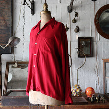 Load image into Gallery viewer, 1960's "KENTFIELD" RAYON BOX SHIRT (SZ LARGE / GOOD CONDITION)