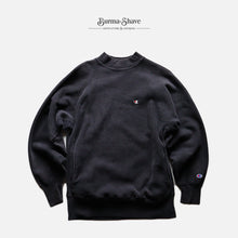 Load image into Gallery viewer, 1990's "CHAMPION" MOCK NECK REVERSE WEAVE (SZ XL / BLACK / MINT CONDITION)