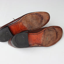 Load image into Gallery viewer, 1980's "SACY SDAMS" KID SKIN LEATHER SHOES (SZ 9HALF)