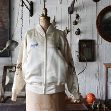 Load image into Gallery viewer, ~1980's SATEEN SOUVENIR JACKET (SZ MEDIUM / GOOD CONDITION)
