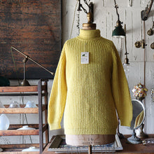 Load image into Gallery viewer, AROUND 1980's "QUAKER MARINE SUPPLY CO." TURTLE NECK SWEATER (SZ LARGE / DEADSTOCK)
