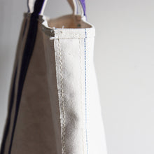 Load image into Gallery viewer, 1980's "L.L.BEAN" CANVAS TOTE BAG (SZ LARGE / PURPLE / GOOD CONDITION)
