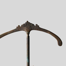 Load image into Gallery viewer, "EARLE DISPRAY FIX.CO.NY" DISPRAY RACK (BRASS / GOOD CONDITION)