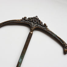 Load image into Gallery viewer, "EARLE DISPRAY FIX.CO.NY" DISPRAY RACK (BRASS / GOOD CONDITION)