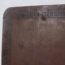 画像をギャラリービューアに読み込む, ANTIQUE "WABASH SCREEN DOOR CO." STOVE BASE