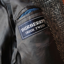画像をギャラリービューアに読み込む, MADE IN ENGLAND VINTAGE "BURBERRYS" IRISH TWEED WOOL COAT