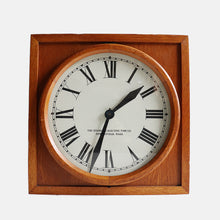画像をギャラリービューアに読み込む, VINTAGE "THE STANDARD ELECTRIC TIME CO." WALL CLOCK