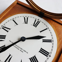 画像をギャラリービューアに読み込む, VINTAGE "THE STANDARD ELECTRIC TIME CO." WALL CLOCK