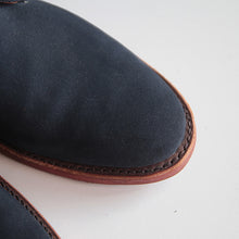 Load image into Gallery viewer, 50% OFF "WALK-OVER" SUEDE CHUKKA BOOTS (SIZE 9)