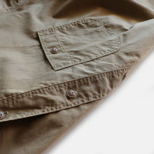Load image into Gallery viewer, ~1950's "FULL CUT" COTTON WARK SHIRT (SZ LARGE / MINT CONDITION)